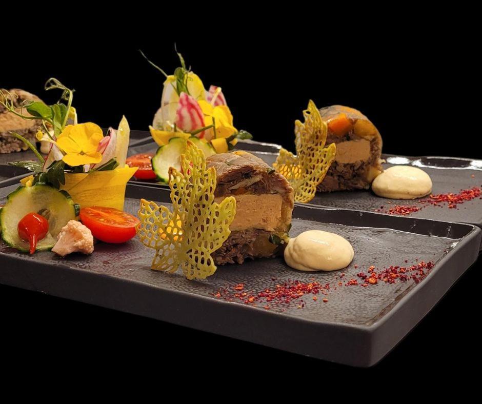 Reves Gourmands, Hotellerie & Gastronomie Vernayaz Eksteriør bilde